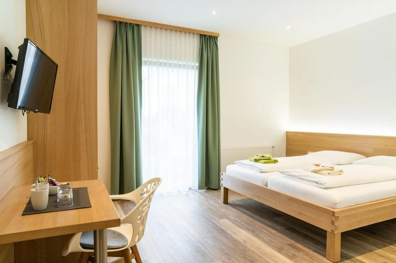Floeckner B&B Bed & Breakfast Salzburg