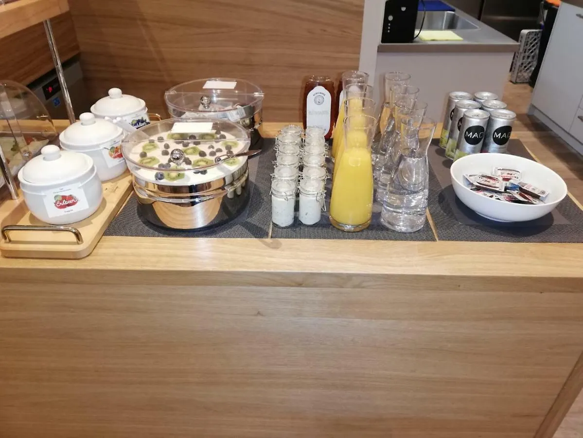 Floeckner B&B Salzburg 3*,  Avusturya